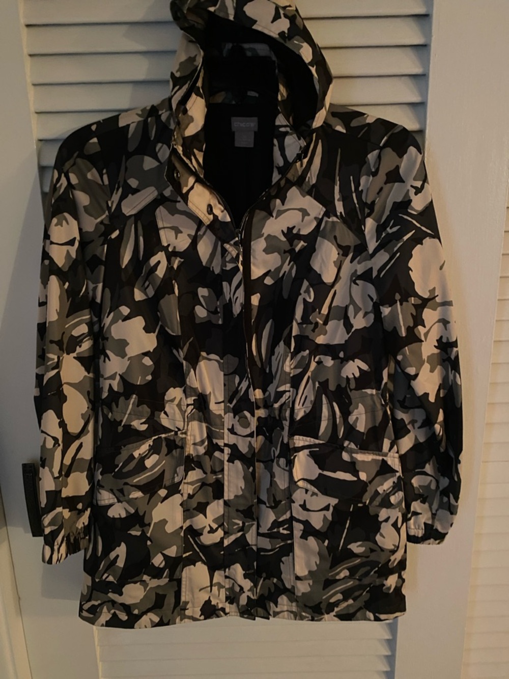 Chico's Black Gray Cream Camo Hooded Utility Jacket